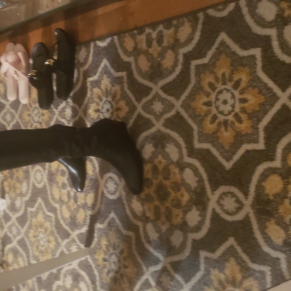 Over the knee boots - Picture 8 of 11